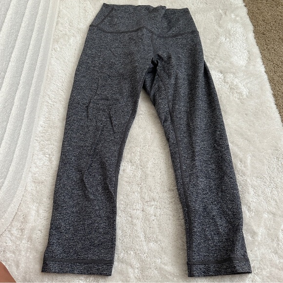 lululemon align cropped leggings - Picture 2 of 4